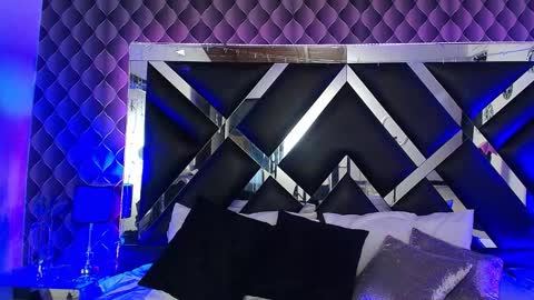 victtoria lee online show from March 18, 2026, 7:17 pm