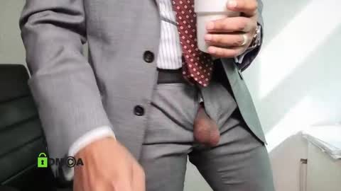 Snapshot of videocamm chatting on June 5, 2026, 7:03 am videocamm online show from June 5, 2026, 7:03 am