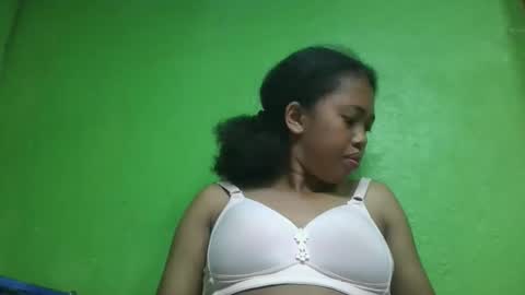 vierge28430 online show from April 22, 2026, 2:58 am