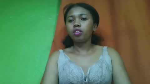 vierge28430 online show from April 29, 2026, 2:15 am