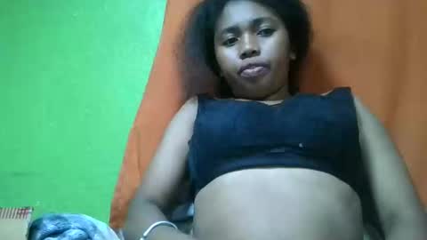 vierge28430 online show from May 25, 2026, 5:08 pm