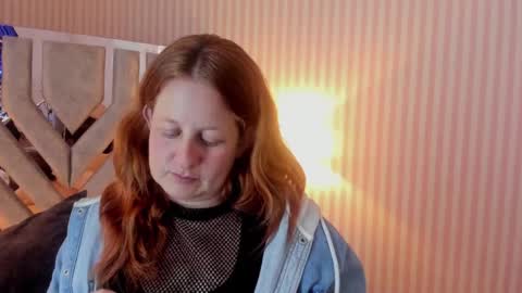 Violeta online show from December 12, 2024, 2:26 am