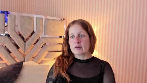 Violeta online show from December 13, 2024, 10:34 pm