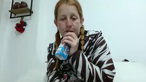 Violeta online show from January 27, 2025, 5:58 am