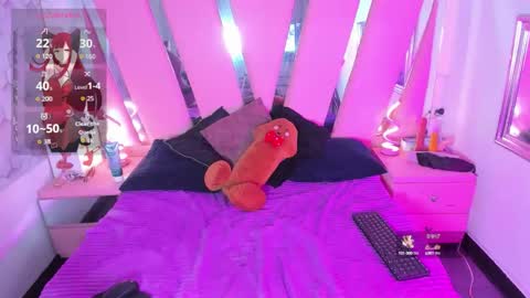 Snapshot of viiolettlopez chatting on October 15, 2025, 2:17 pm Violet online show from October 15, 2025, 2:17 pm