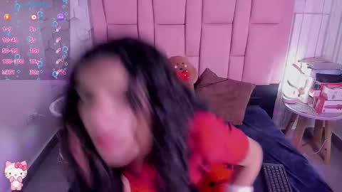 Snapshot of viiolettlopez chatting on November 7, 2025, 1:22 pm Violet online show from November 7, 2025, 1:22 pm