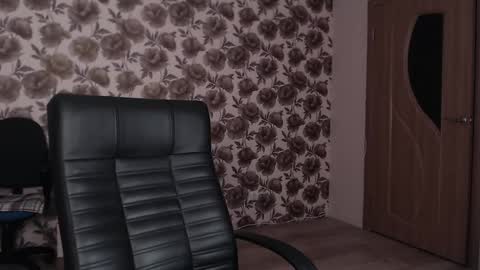 Snapshot of vikaericka chatting on January 19, 2025, 10:17 am Vika online show from January 19, 2025, 10:17 am