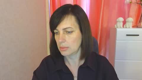 Vika online show from November 21, 2025, 9:52 am