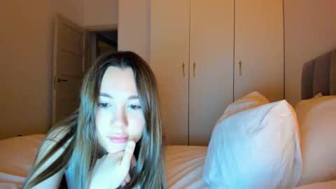 Snapshot of vikawels chatting on June 7, 2026, 10:02 pm Vika online show from June 7, 2026, 10:02 pm