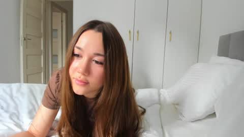 Snapshot of vikawels chatting on July 5, 2026, 11:50 am Vika online show from July 5, 2026, 11:50 am