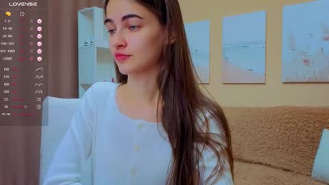 vikiberry online show from September 24, 2025, 1:03 pm