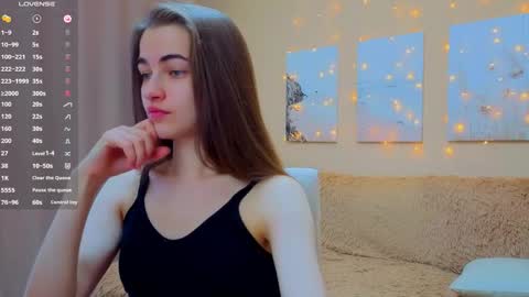 vikiberry online show from April 21, 2026, 5:14 am