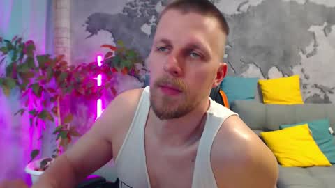 vikingchrisss online show from May 16, 2026, 10:36 am