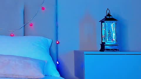 VIKKI online show from December 19, 2024, 7:40 am