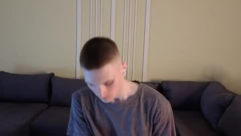 Max online show from March 22, 2026, 1:03 pm