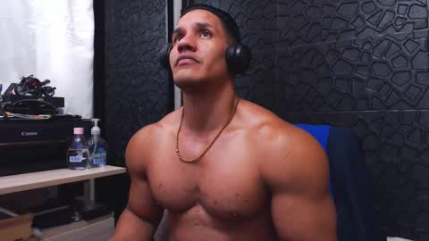 Viktor Herrera online show from September 11, 2025, 3:12 pm