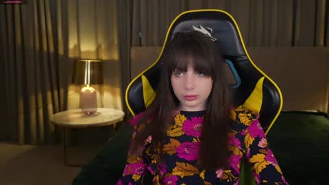 Snapshot of viktoria_storm chatting on December 5, 2024, 11:05 am Alisa online show from December 5, 2024, 11:05 am