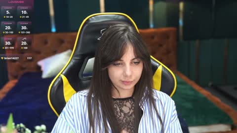 Snapshot of viktoria_storm chatting on January 15, 2025, 10:46 pm Alisa online show from January 15, 2025, 10:46 pm