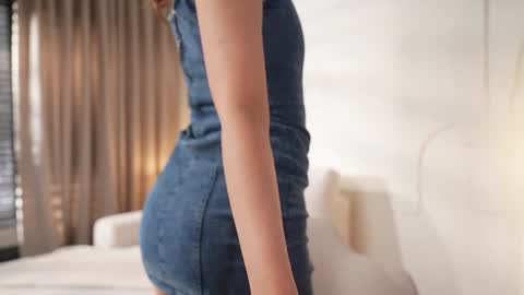 Lana online show from February 27, 2026, 12:27 pm