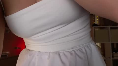 Eva online show from March 6, 2025, 2:41 am