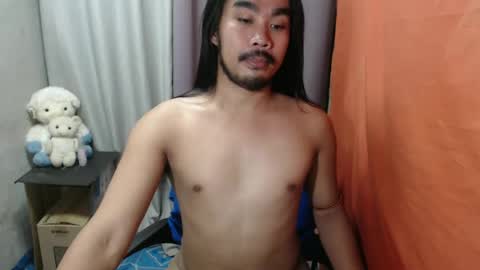 Snapshot of vin_17 chatting on March 12, 2025, 12:53 am Call me Marvin online show from March 12, 2025, 12:53 am