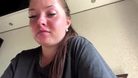 Jenny online show from May 22, 2026, 11:27 am