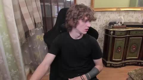 Dimoooooon online show from March 20, 2026, 8:46 pm