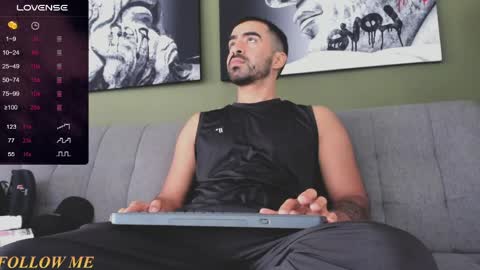 Snapshot of vince_colin chatting on April 15, 2026, 12:23 pm VINCE online show from April 15, 2026, 12:23 pm