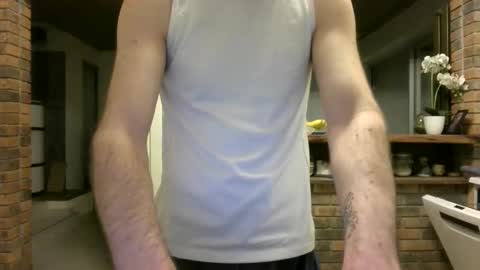 Snapshot of vince_du_80 chatting on June 7, 2026, 3:54 am Vince online show from June 7, 2026, 3:54 am