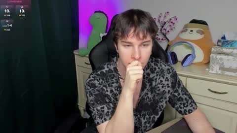 Snapshot of vincent__strong chatting on February 9, 2026, 9:13 am Vincent Strong online show from February 9, 2026, 9:13 am