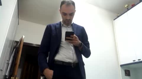 Zenith online show from November 13, 2025, 4:17 pm