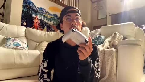 Snapshot of vinsmoke_sanji2020 chatting on December 25, 2024, 4:43 pm Sanji online show from December 25, 2024, 4:43 pm