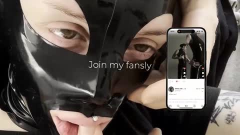 Diva Silvia online show from February 18, 2026, 5:09 pm