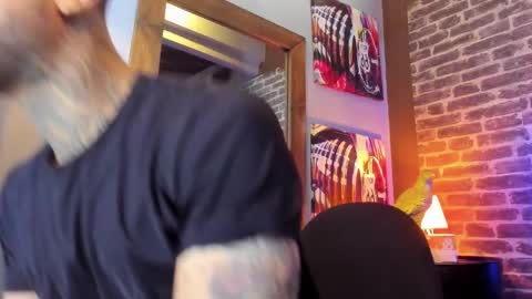 ---Vinzen--- online show from February 21, 2026, 10:33 pm