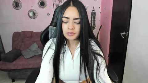 Daniela online show from December 1, 2025, 5:01 am