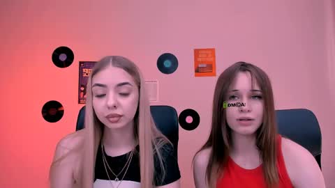 Snapshot of viola_sweet_ chatting on May 12, 2026, 8:44 am viola_sweet_ online show from May 12, 2026, 8:44 am