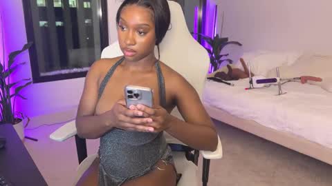 Fantasy Black Girl online show from January 26, 2025, 5:13 am