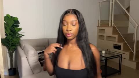 Fantasy Black Girl online show from October 3, 2025, 4:09 am