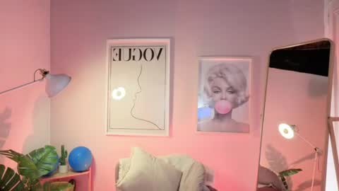 violet__15 online show from July 3, 2026, 12:00 pm