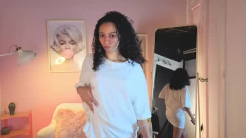 violet__15 online show from July 9, 2026, 12:20 pm