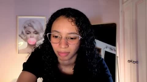 violet__15 online show from July 16, 2026, 12:22 pm