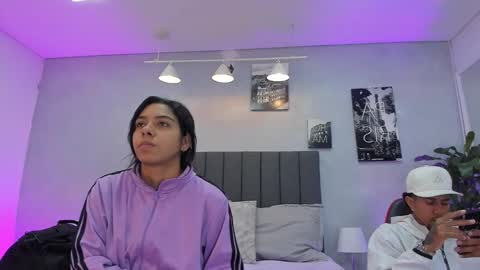 Violet and Myers online show from October 24, 2025, 11:17 am