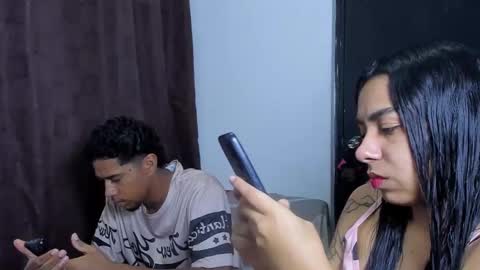 Violet and Myers online show from December 17, 2025, 2:23 pm