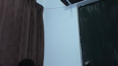 Violet and Myers online show from March 5, 2026, 4:52 am