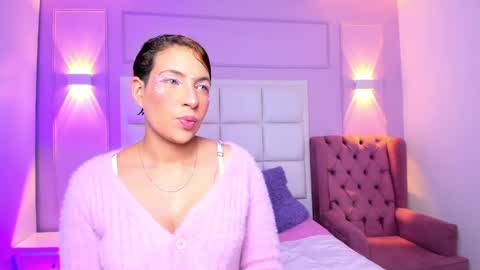 Snapshot of violet_and_skylee chatting on May 22, 2026, 8:36 pm violet_and_skylee online show from May 22, 2026, 8:36 pm