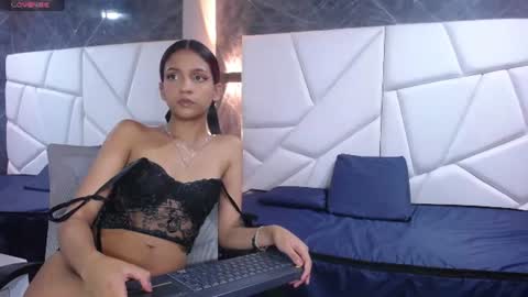 Violet online show from July 6, 2026, 8:44 pm