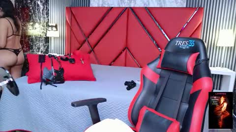 Snapshot of violet_bdsm chatting on March 1, 2026, 2:08 pm Violet online show from March 1, 2026, 2:08 pm