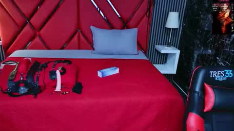 Snapshot of violet_bdsm chatting on March 28, 2026, 1:22 pm Violet online show from March 28, 2026, 1:22 pm