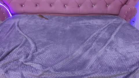      online show from March 6, 2025, 4:07 pm