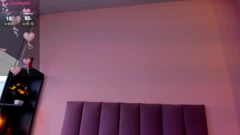 violet online show from April 8, 2026, 12:38 pm